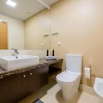 Nomad Horizon Spacious With Pool & Gym *