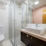 Nomad Horizon Spacious With Pool & Gym * 푼샬