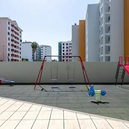 Nomad Horizon Spacious With Pool & Gym *