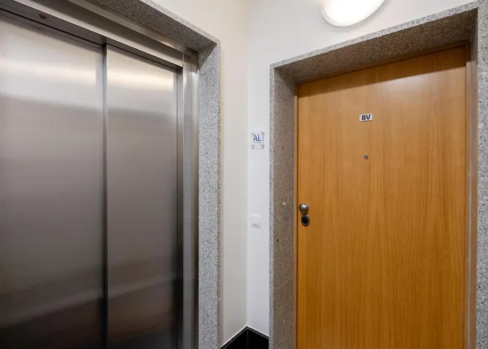 Nomad Horizon Spacious With Pool & Gym