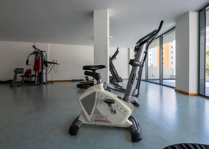 Appartement Nomad Horizon Spacious With Pool & Gym *