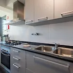 Appartamento Nomad Horizon Spacious With Pool & Gym